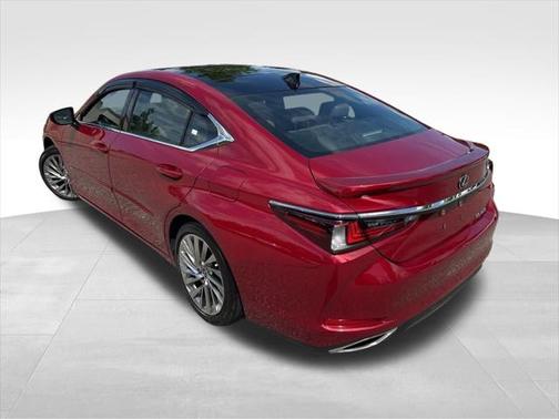 2022 Lexus ES 350 Ultra Luxury