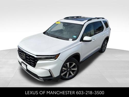 Platinum White Pearl 2025 Honda Pilot Touring 8-Passenger