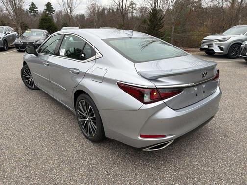 2025 Lexus ES 350 Base