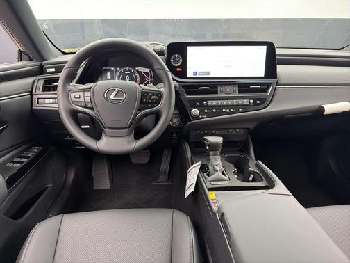 2025 Lexus ES 350 Base