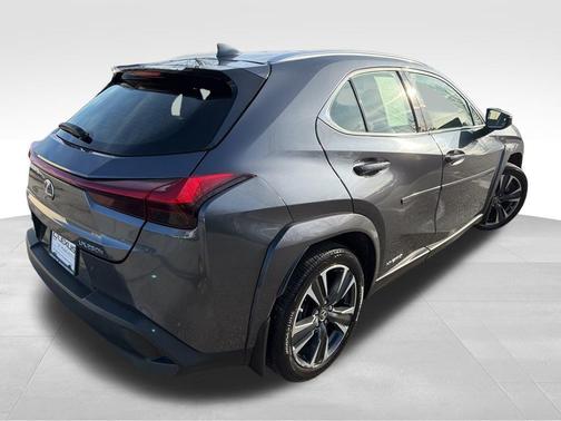 2022 Lexus UX 250h Base