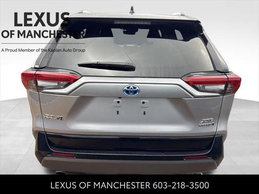 2021 Toyota RAV4 Hybrid SE