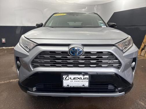 2021 Toyota RAV4 Hybrid SE