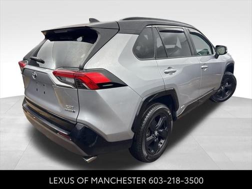 2021 Toyota RAV4 Hybrid SE