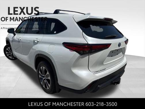2023 Toyota Highlander Hybrid XLE