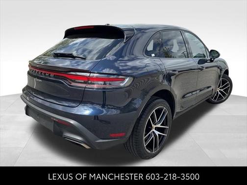 2022 Porsche Macan Base