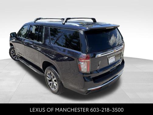 Midnight Blue Metallic 2022 Chevrolet Suburban LT