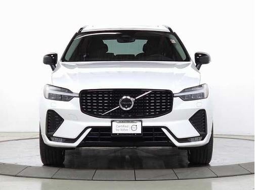 2025 Volvo XC60 Plus