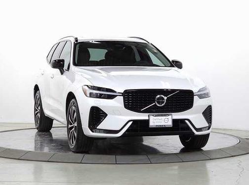 2025 Volvo XC60 Plus