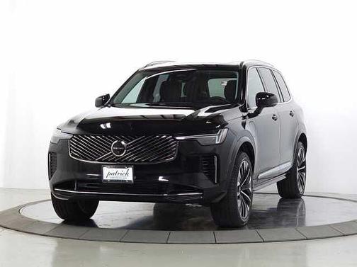 Onyx Black 2025 Volvo XC90 Plus