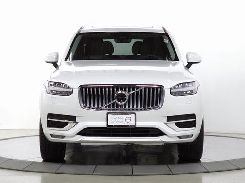 2024 Volvo XC90 B6 Ultimate Bright 6-Seater