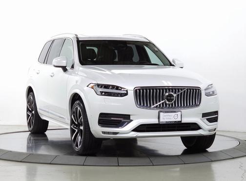 2024 Volvo XC90 B6 Ultimate Bright 6-Seater
