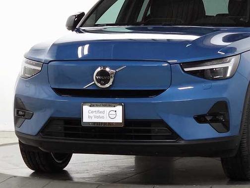 2023 Volvo XC40 Ultimate