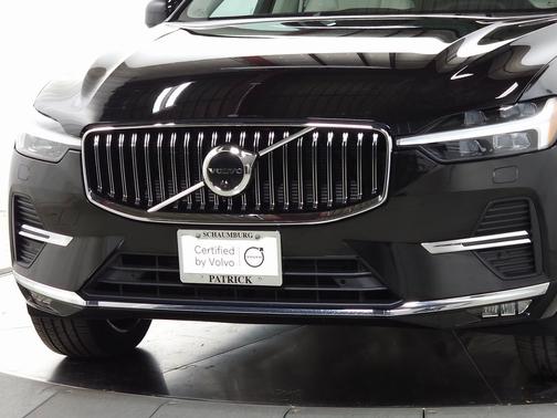 2023 Volvo XC60 B5 AWD Plus Bright