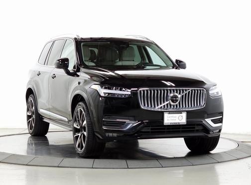 2023 Volvo XC90 B6 AWD Plus 6-Seater