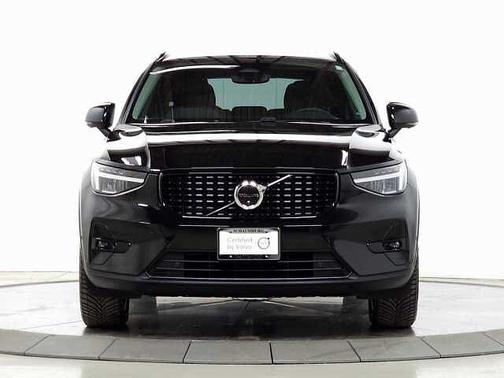 2023 Volvo XC40 Plus