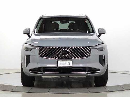 Vapour Gray Metallic 2026 Volvo XC90 B6 Plus 7-Seater