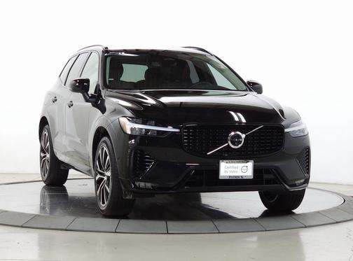 2025 Volvo XC60 B5 Plus