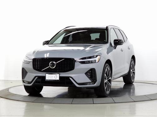 2025 Volvo XC60 B5 Plus
