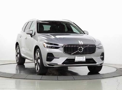 2023 Volvo XC60 Plus