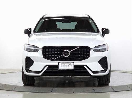 2025 Volvo XC60 Plus