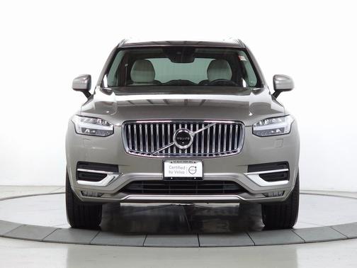 2022 Volvo XC90 T6 AWD Inscription 6 Seater