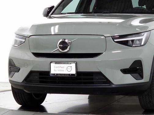 2023 Volvo XC40 Recharge Pure Electric Core