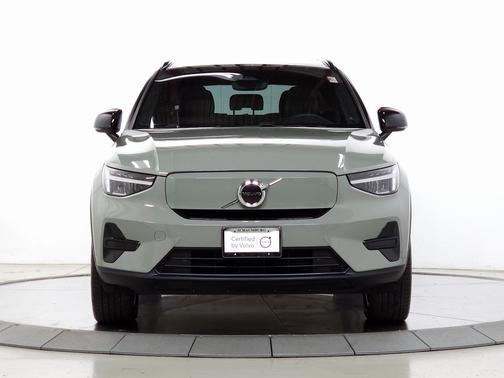 2023 Volvo XC40 Recharge Pure Electric Core