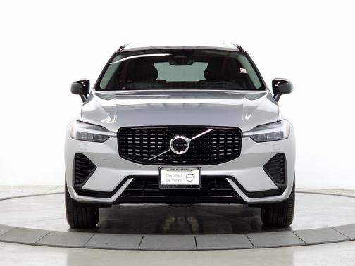 2025 Volvo XC60 Plug-In Hybrid T8 Core