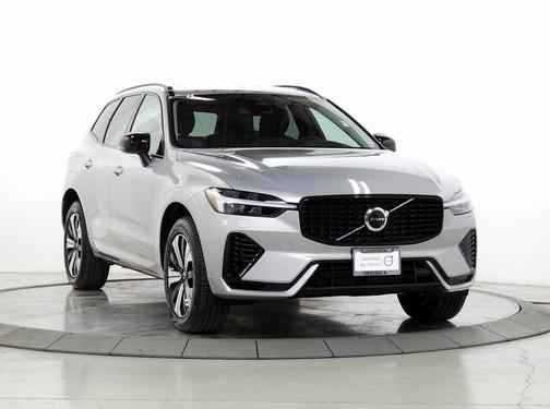 2025 Volvo XC60 Plug-In Hybrid T8 Core