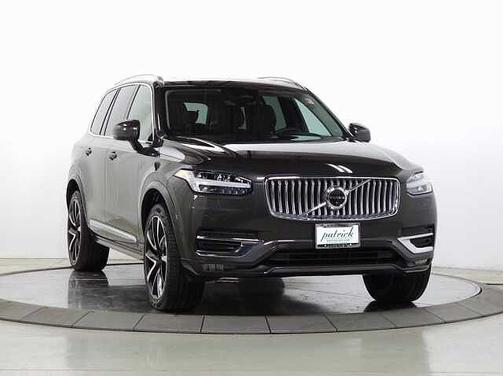 2023 Volvo XC90 Plus