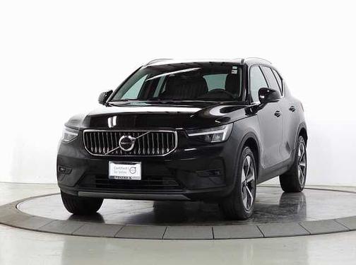2023 Volvo XC40 Plus