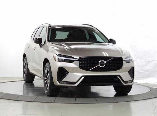Bright Dusk 2025 Volvo XC60 Core