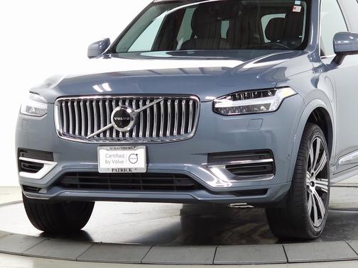 2022 Volvo XC90 Recharge Plug-In Hybrid T8 Inscription Extended Range 6P