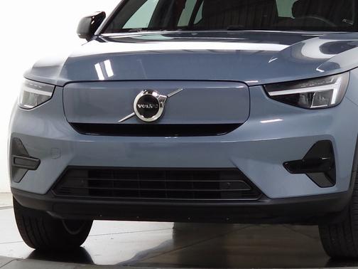 2023 Volvo C40 Recharge Pure Electric Twin Core