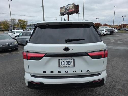 2024 Toyota Sequoia Platinum
