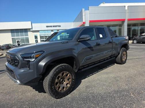 2025 Toyota Tacoma Hybrid Trailhunter