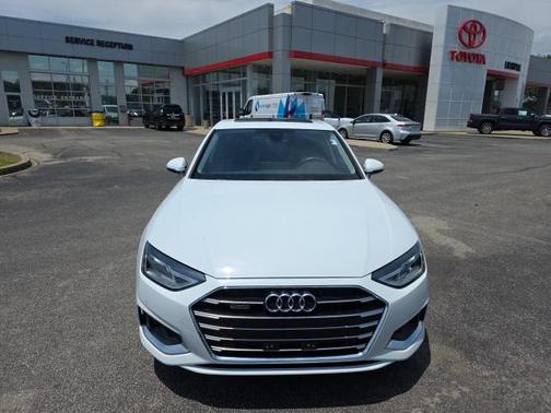 2022 Audi A4 40 Premium