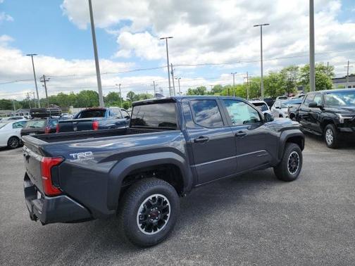 2025 Toyota Tacoma TRD Off-Road