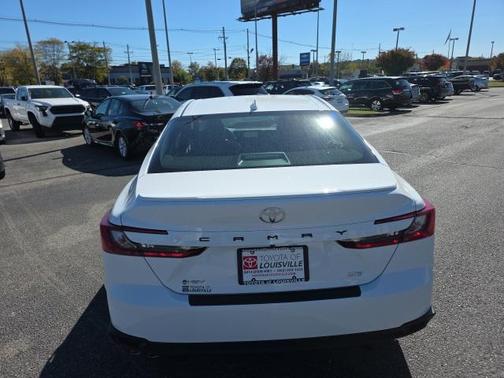 2026 Toyota Camry SE