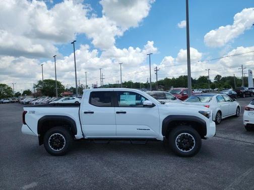 2025 Toyota Tacoma TRD Off-Road