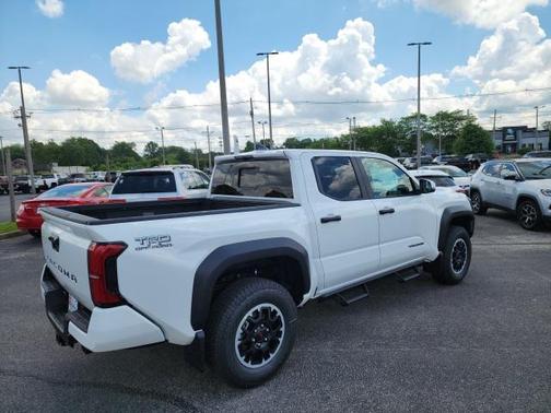 2025 Toyota Tacoma TRD Off-Road