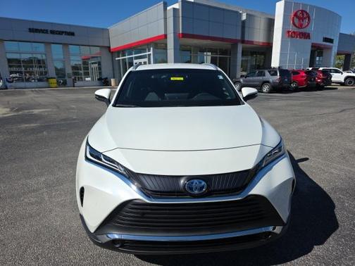 2022 Toyota Venza XLE