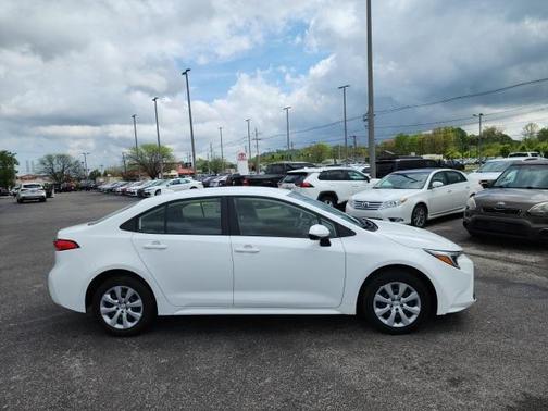 2024 Toyota Corolla Hybrid LE