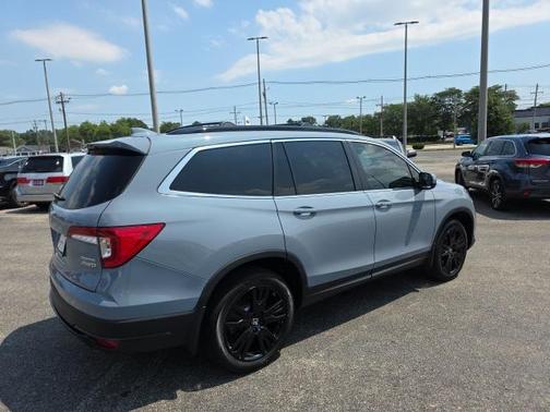 2022 Honda Pilot AWD Special Edition