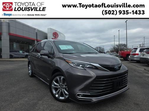 2021 Toyota Sienna Platinum 7 Passenger