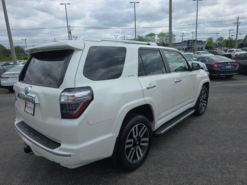 Blizzard Pearl 2020 Toyota 4Runner Limited