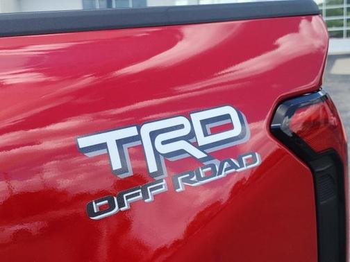 2025 Toyota Tacoma TRD Off-Road