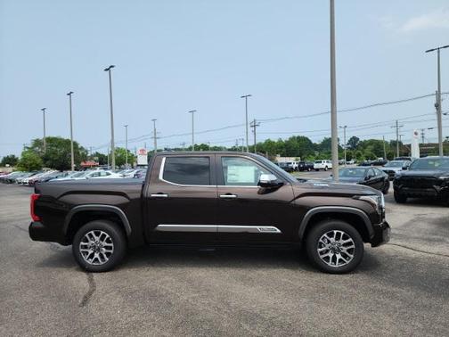 2025 Toyota Tundra Hybrid 1794 Edition