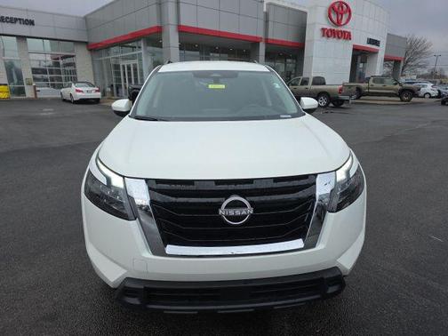 2025 Nissan Pathfinder SV 4WD